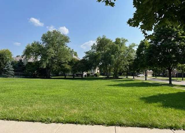 Property at 1251 Lansbrook Dr, South Elgin, IL 60177