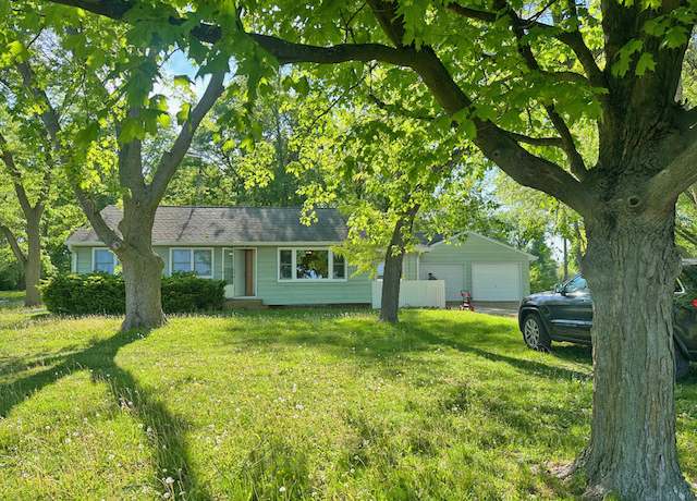 Property at 241 N Somonauk Rd, Cortland, IL 60112, 3 beds, 1 bath