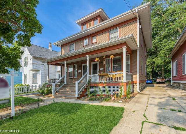 Property at 208-210-212 Blackhawk St, Aurora, IL 60506, 9 beds, 3 baths