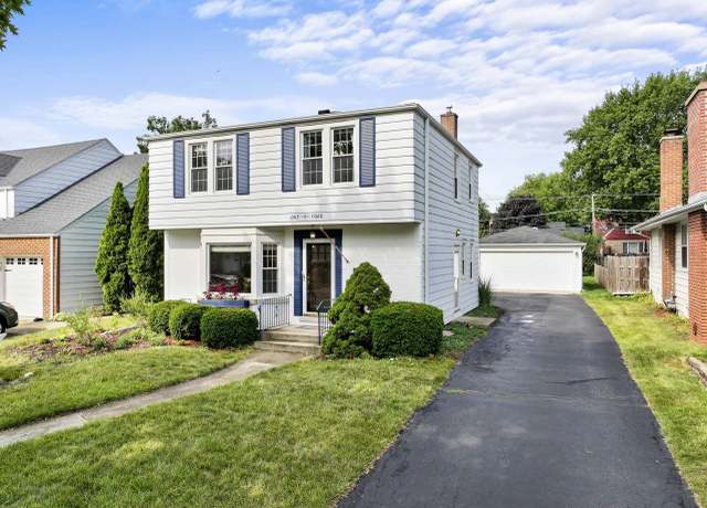 Property at 104 S Hi Lusi Ave, Mount Prospect, IL 60056, 3 beds, 1.5 baths