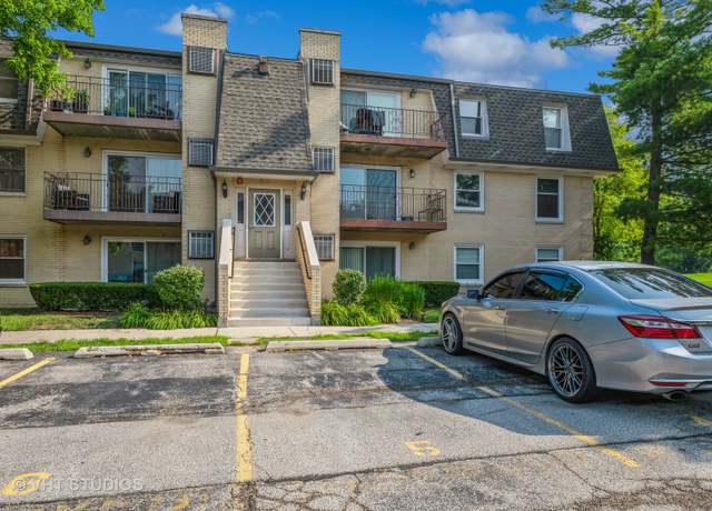 Property at 814 N River Rd Unit 2C, Mount Prospect, IL 60056, 2 beds, 1 bath