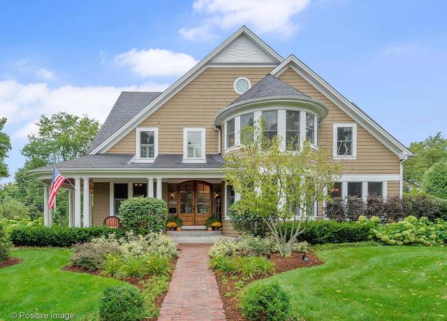 Property at 4740 Saratoga Ave, Downers Grove, IL 60515, 5 beds, 5.5 baths