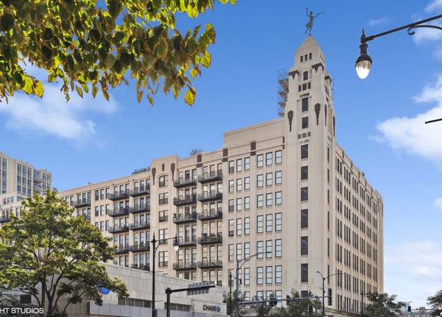 Property at 758 N Larrabee St #832, Chicago, IL 60654, 1 bed, 1 bath