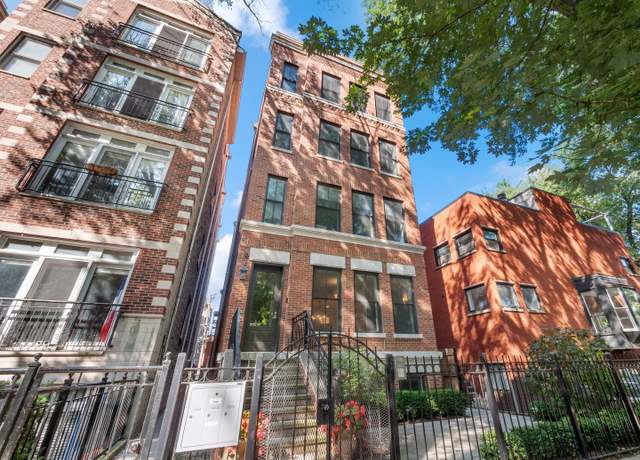Property at 706 W Briar Pl #1, Chicago, IL 60657, 4 beds, 3 baths