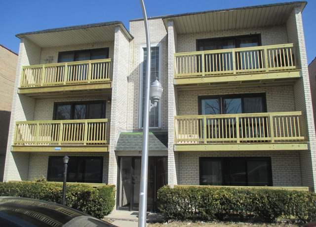 Property at 5747 S Kenton Ave Unit 2S, Chicago, IL 60629, 2 beds, 1 bath