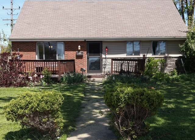 Property at 6354 W 85th St, Burbank, IL 60459, 4 beds, 1 bath