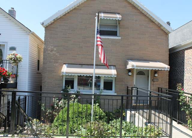 Property at 3516 S Damen Ave, Chicago, IL 60609, 3 beds, 2.5 baths