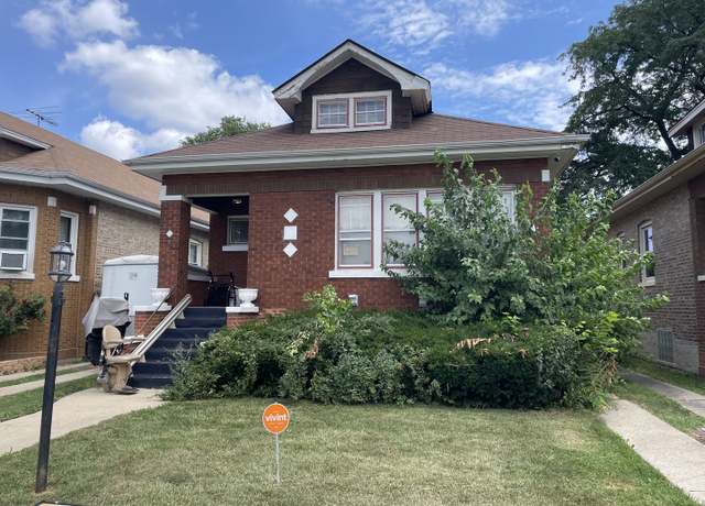 Property at 2015 S 11th Ave, Maywood, IL 60153, 2 beds, 1 bath