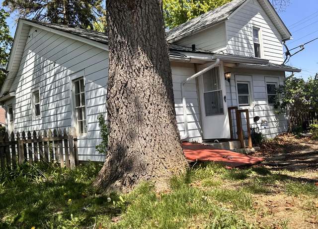Property at 125 Mill Ave, Hampshire, IL 60140, 3 beds, 1 bath