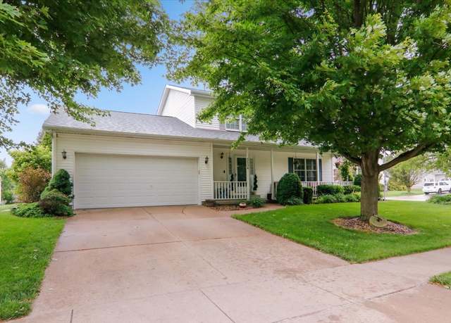 Property at 3504 Teal Dr, Bloomington, IL 61704, 4 beds, 3.5 baths