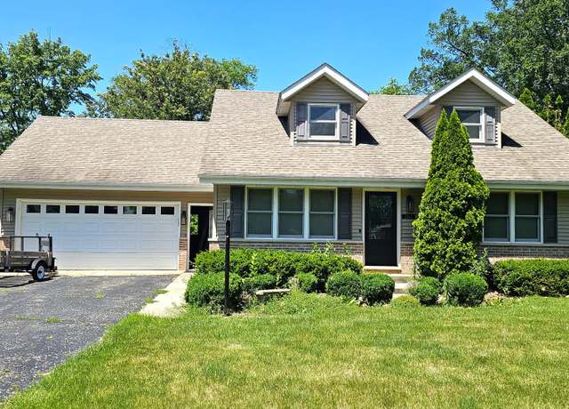 Property at 205 N Lincoln St, Elwood, IL 60421, 4 beds, 2 baths