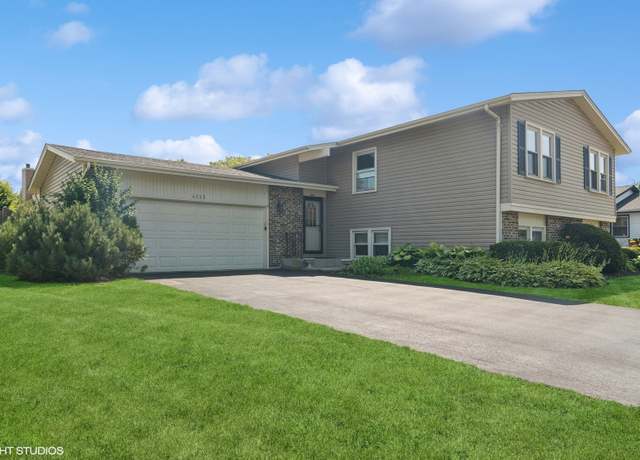 Property at 4325 Sandlewood Ln, Hoffman Estates, IL 60192, 4 beds, 3 baths