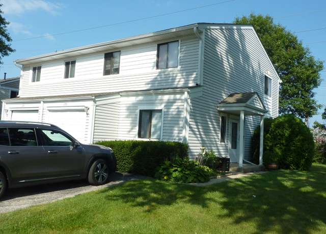 Property at 275 London Pl #275, Wheeling, IL 60090, 3 beds, 2.5 baths