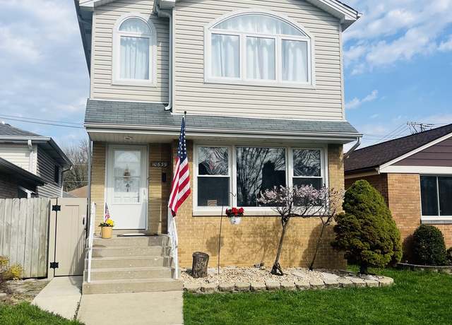 Property at 10639 S Whipple St, Chicago, IL 60655, 4 beds, 4 baths