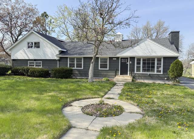 Property at 407 W 12th St, Chicago Heights, IL 60411, 5 beds, 3 baths