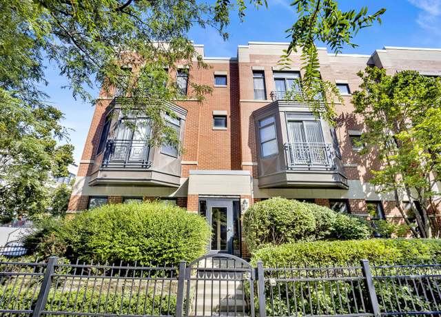 Property at 948 W 15th Pl Unit 1B, Chicago, IL 60608, 2 beds, 2 baths