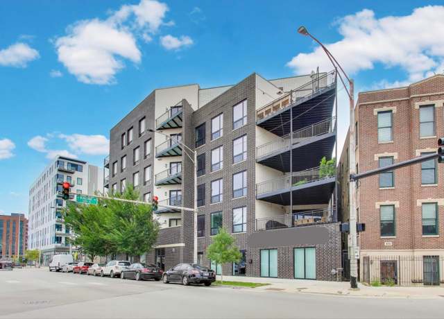Property at 613 N Ogden Ave Unit 2E, Chicago, IL 60642, 3 beds, 2.5 baths
