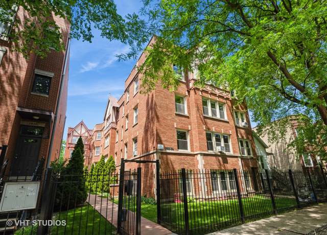 Property at 2924 N Sacramento Ave Unit 2W, Chicago, IL 60618, 2 beds, 1 bath