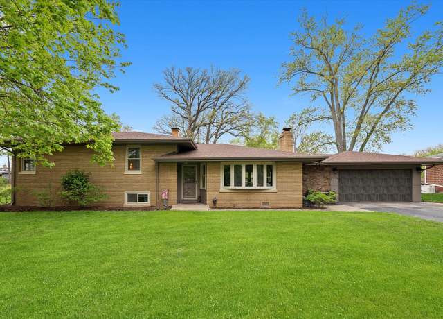 Property at 20040 S Kohlwood Dr, Mokena, IL 60448, 4 beds, 2 baths