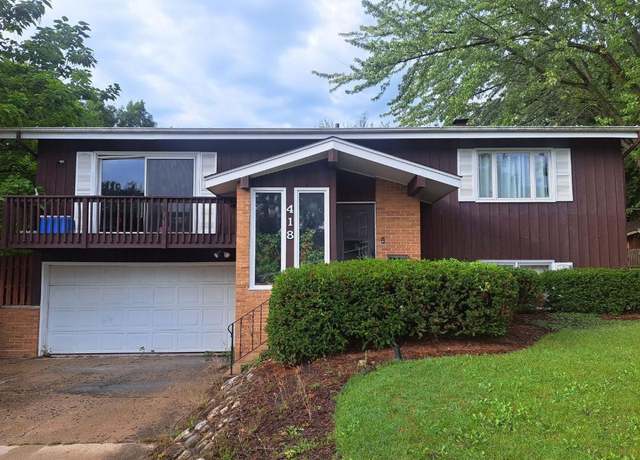 Property at 418 Schuett St, Algonquin, IL 60102, 4 beds, 2 baths