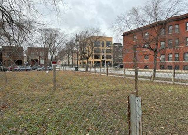 Property at 6601 S Minerva Ave, Chicago, IL 60637