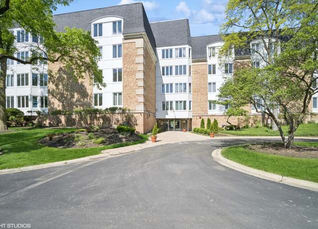 Property at 150 Lake Blvd #138, Buffalo Grove, IL 60089, 2 beds, 2 baths