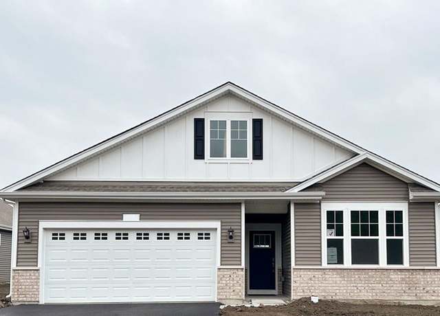 Property at 1011 Eineke Blvd, Algonquin, IL 60102, 2 beds, 2 baths