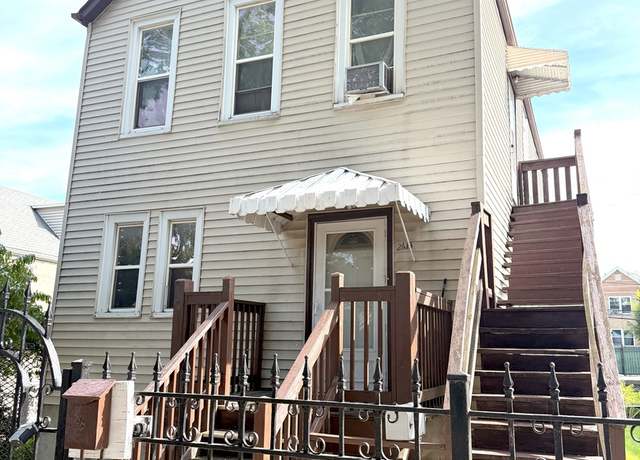 Property at 2613 W 21st St, Chicago, IL 60608, 5 beds, 4 baths