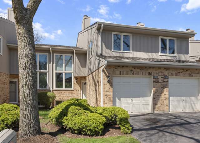 Property at 22W128 Butterfield Rd, Glen Ellyn, IL 60137, 2 beds, 2.5 baths