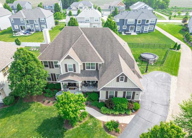 Property at 3551 Hidden Fawn Dr, Elgin, IL 60124, 6 beds, 4.5 baths