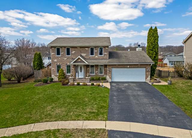 Property at 308 Oakbrook Ct, Bartlett, IL 60103, 4 beds, 3.5 baths