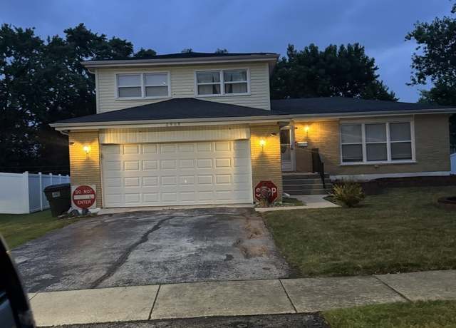 Property at 2908 Buttonwood Walk, Hazel Crest, IL 60429, 3 beds, 2 baths