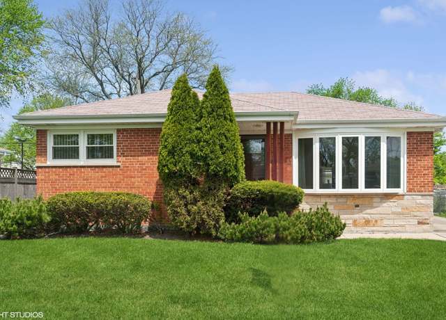 Property at 6938 W Jonquil Ter, Niles, IL 60714, 3 beds, 2 baths