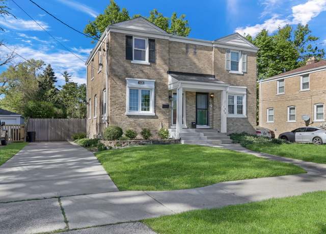 Property at 1628 Prospect Ave, Des Plaines, IL 60018, 2 beds, 1 bath