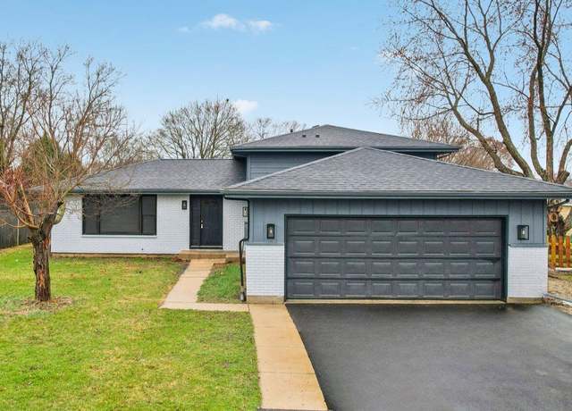 Property at 530 Thompson Ave, Winthrop Harbor, IL 60096, 3 beds, 3 baths
