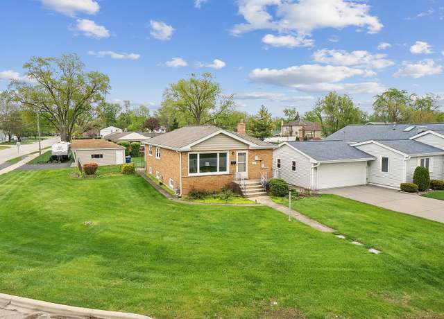 Property at 11501 S Normandy Ave, Worth, IL 60482, 3 beds, 2 baths
