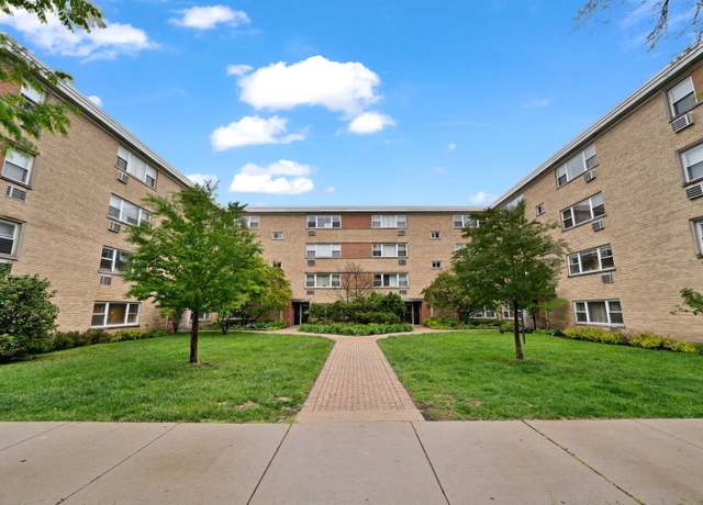 Property at 7435 N Ridge Blvd Unit 3B, Chicago, IL 60645, 2 beds, 1 bath