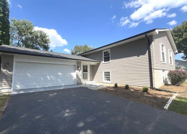 Property at 780 Merrimac St, Cary, IL 60013, 5 beds, 2 baths
