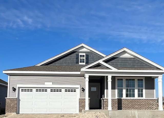 Property at 1021 Eineke Blvd, Algonquin, IL 60102, 2 beds, 2 baths