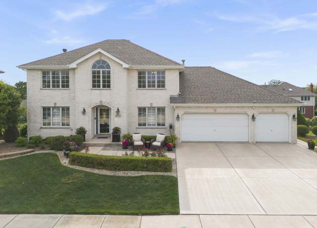 Property at 18210 W Winds Ln, Orland Park, IL 60467, 4 beds, 3.5 baths