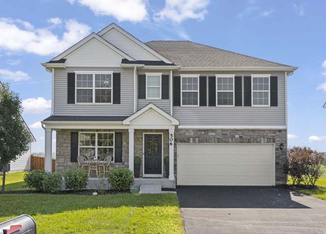 Property at 506 Silver Falls St, Joliet, IL 60431, 3 beds, 2.5 baths