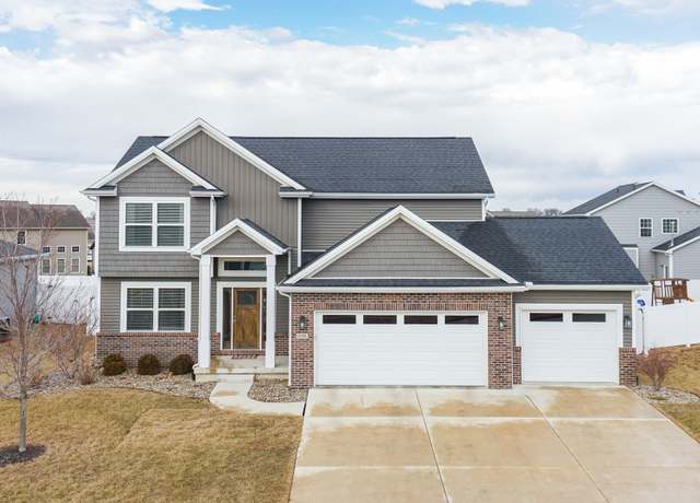 Property at 6008 Roughleaf Ave, Bloomington, IL 61705, 5 beds, 3.5 baths
