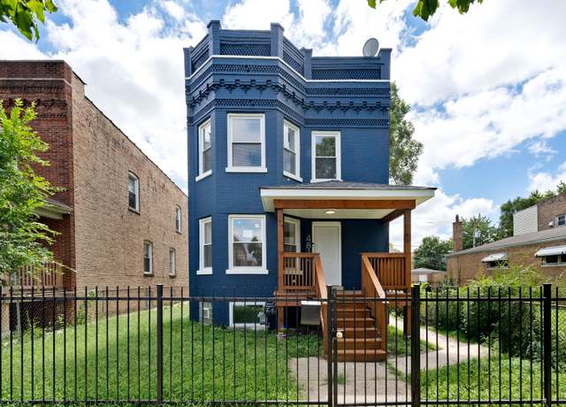 Property at 4819 W Superior St, Chicago, IL 60644, 7 beds, 3 baths