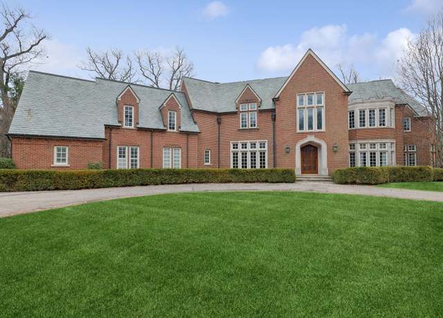 Property at 1085 E Ringwood Rd S, Lake Forest, IL 60045, 6 beds, 6 baths