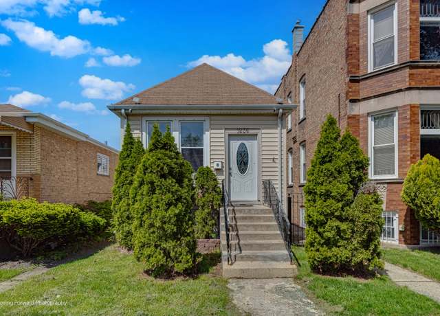 Property at 1236 Wesley Ave, Berwyn, IL 60402, 2 beds, 1 bath
