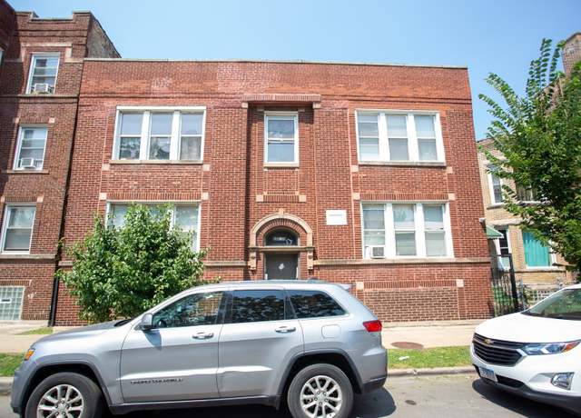 Property at 608 E 71st St, Chicago, IL 60619, 9 beds, 4 baths