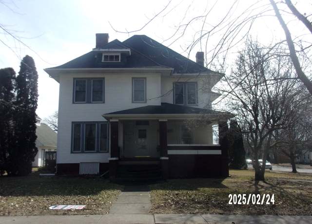 Property at 400 E Jones St, Milford, IL 60953, 4 beds, 2 baths