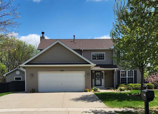 Property at 1518 Parkside Dr, Plainfield, IL 60586, 4 beds, 3.5 baths