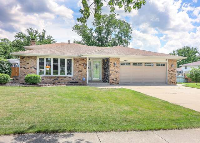 Property at 18W761 83rd St, Downers Grove, IL 60516, 4 beds, 2.5 baths