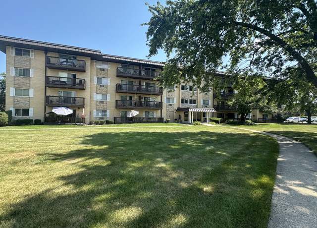 Property at 2226 S Goebbert Rd #365, Arlington Heights, IL 60005, 2 beds, 1 bath